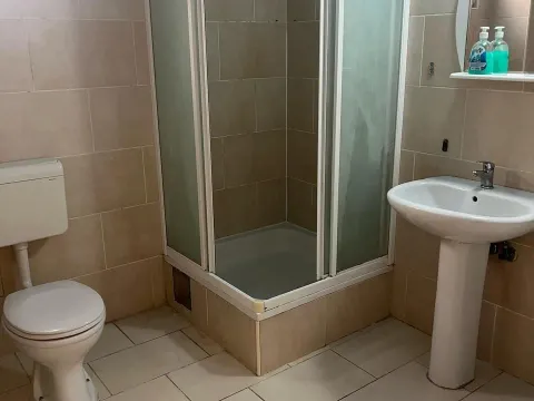 Sale, two bedroom apartment, 80m², Bečići, Budva - image 2