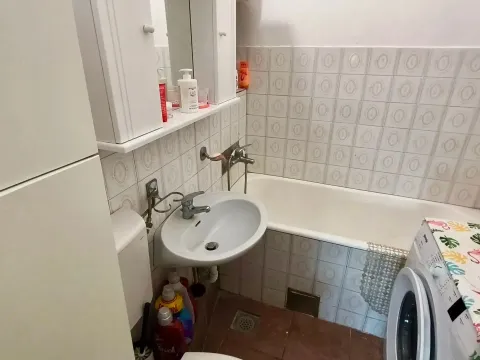 Prodaja, dvosoban stan, 80m², Zabjelo, Podgorica - image 10