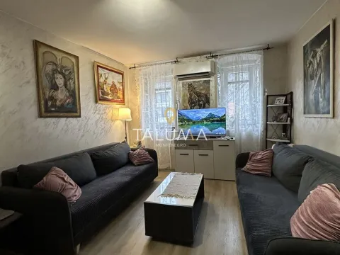 Kuća in Centar