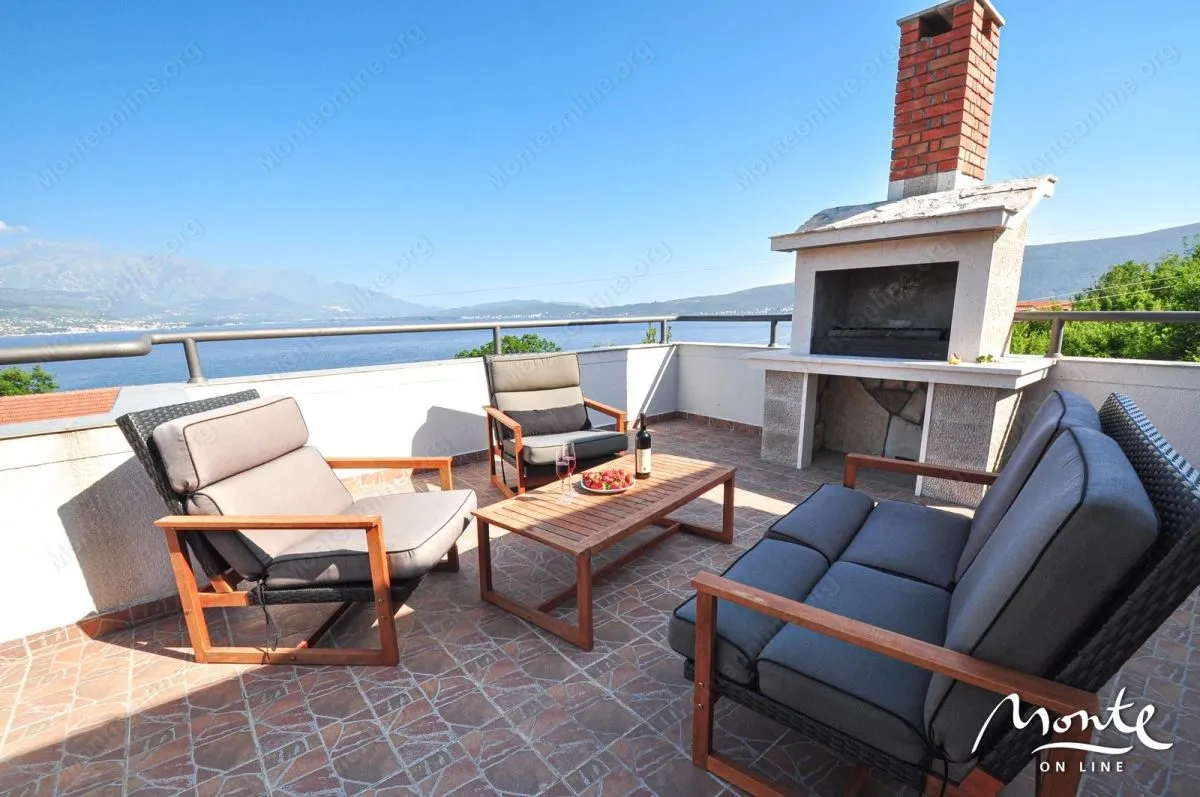 Prodaja, kuća, 260m², Bijela, Herceg Novi