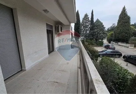 Prodaja, dvosoban stan, 80m², Gorica C, Podgorica - image 18