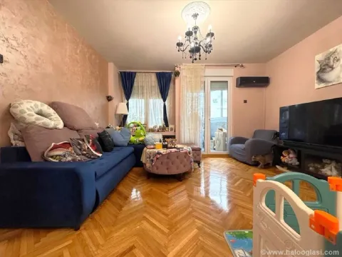 Stan in Kalenić Pijaca
