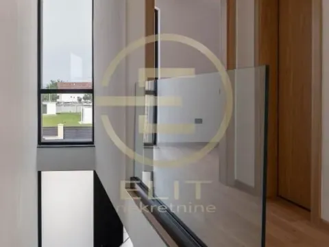 Prodaja, kuća, 143m², Veternik, Novi Sad Sve Podlokacije - image 19