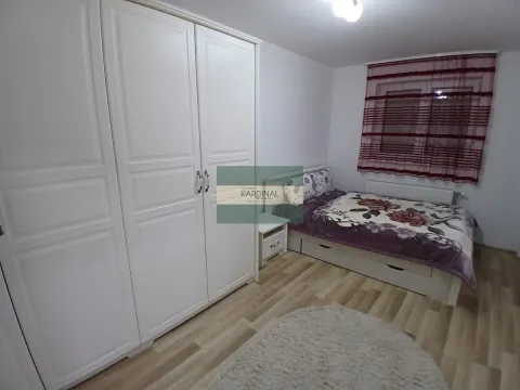 Izdavanje, trosoban stan, 63m², Centar, Jagodina - image 5