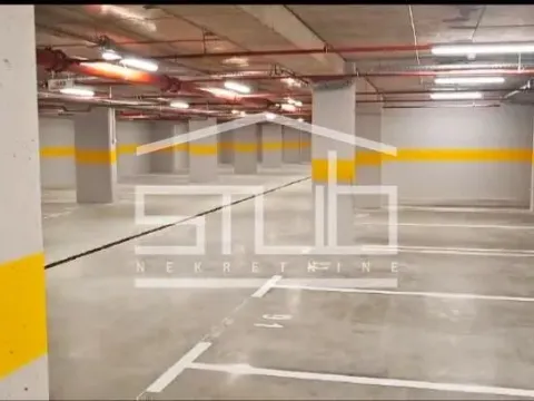 Izdavanje, dvosoban stan, 45m², Hala Pionir, Palilula Sve Podlokacije - image 12