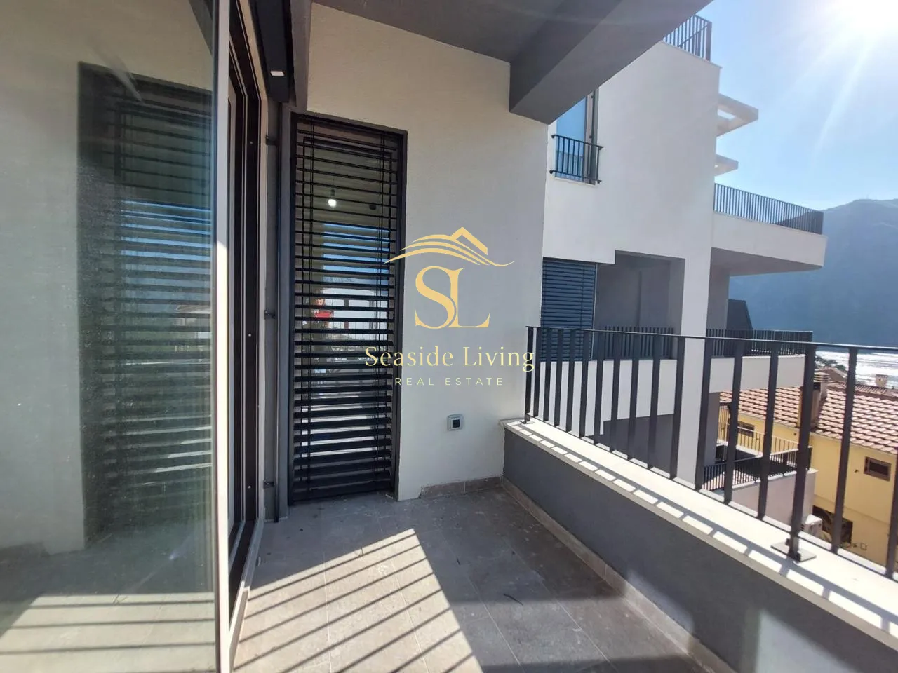 Prodaja, dvosoban stan, 55m², Dobrota, Kotor