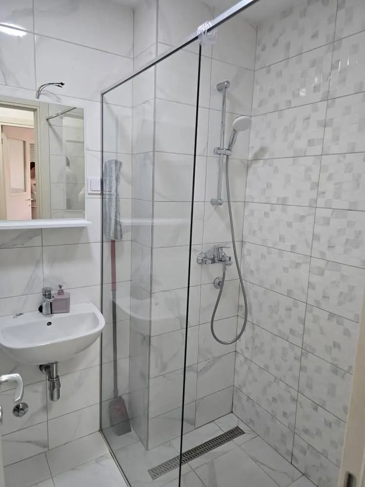 Izdavanje, jednosoban stan, 47m², Stari Aerodrom, Podgorica