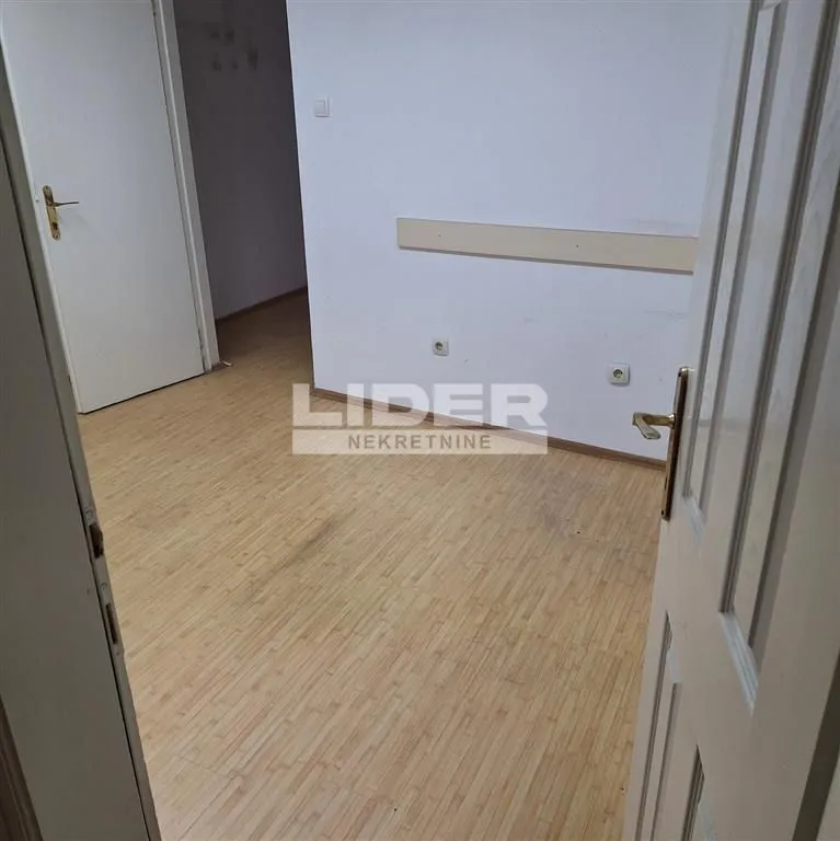 Rent, apartment, 43m², Stari Grad, Beograd