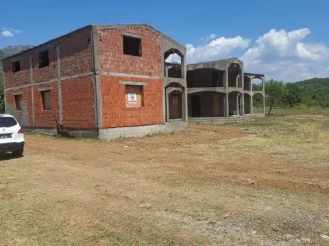 Sale, house, 526m², Pričelje, Podgorica - image 5