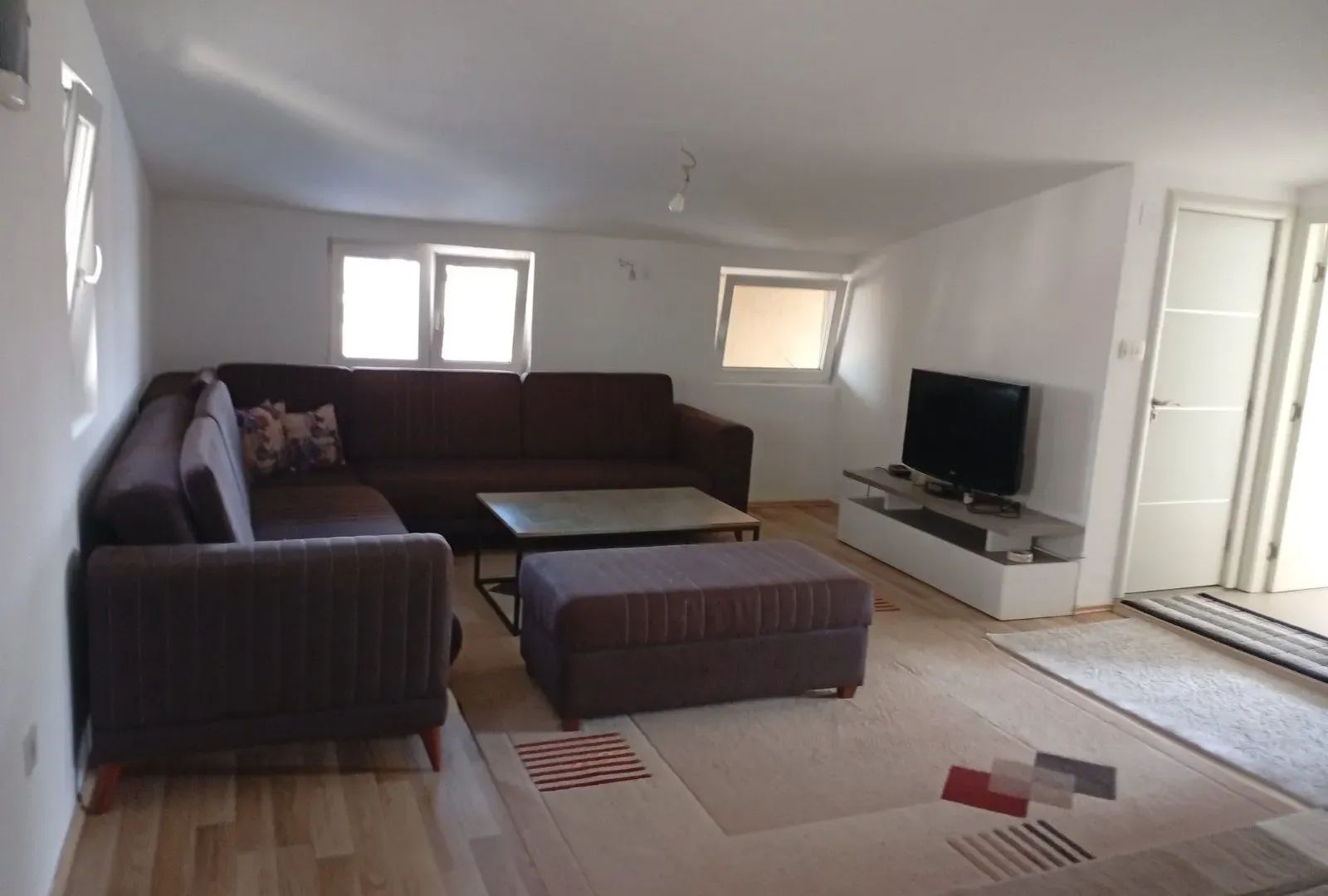 Rent, apartment, 70m², Podgorica, Crna Gora