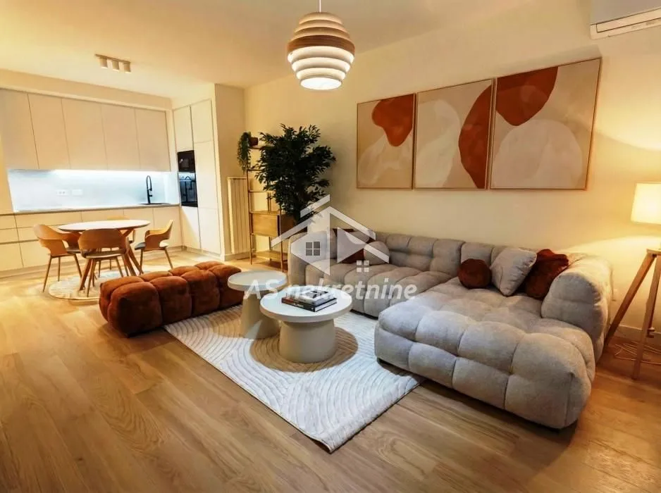 Izdavanje, stan, 84m², Savski Venac, Beograd