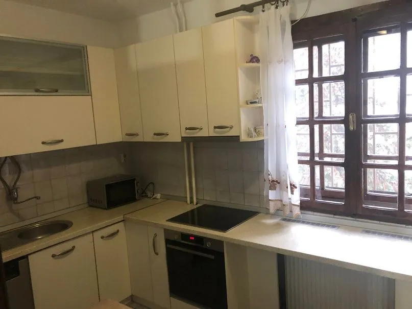 Izdavanje, kuća, 330m², Savski Venac, Beograd