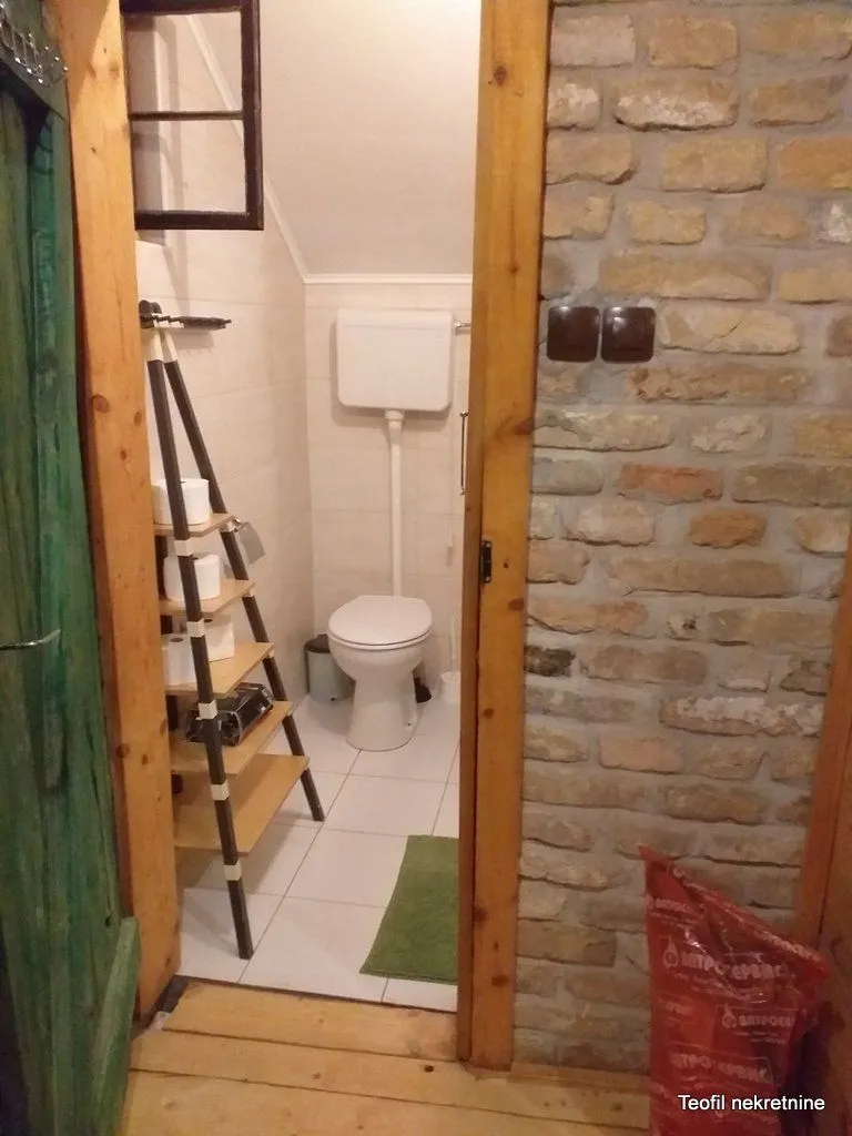 Prodaja, kuća, 239m², Fruška Gora, Novi Sad