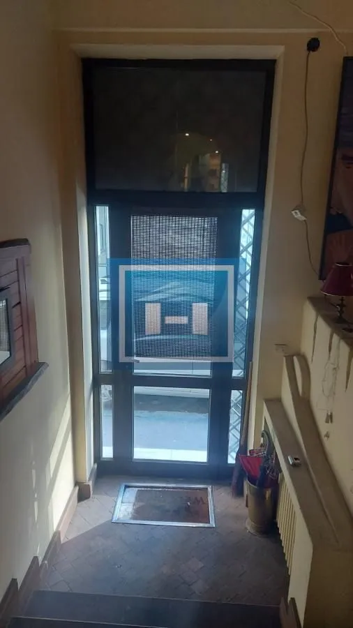 Sale, office space, 66m², Čubura, Beograd
