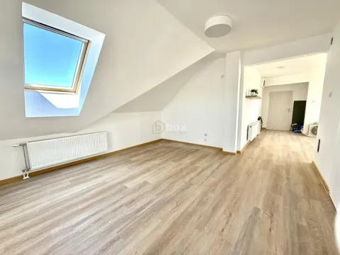 Rent, three bedroom apartment, 96m², Medijana, Niš - image 7
