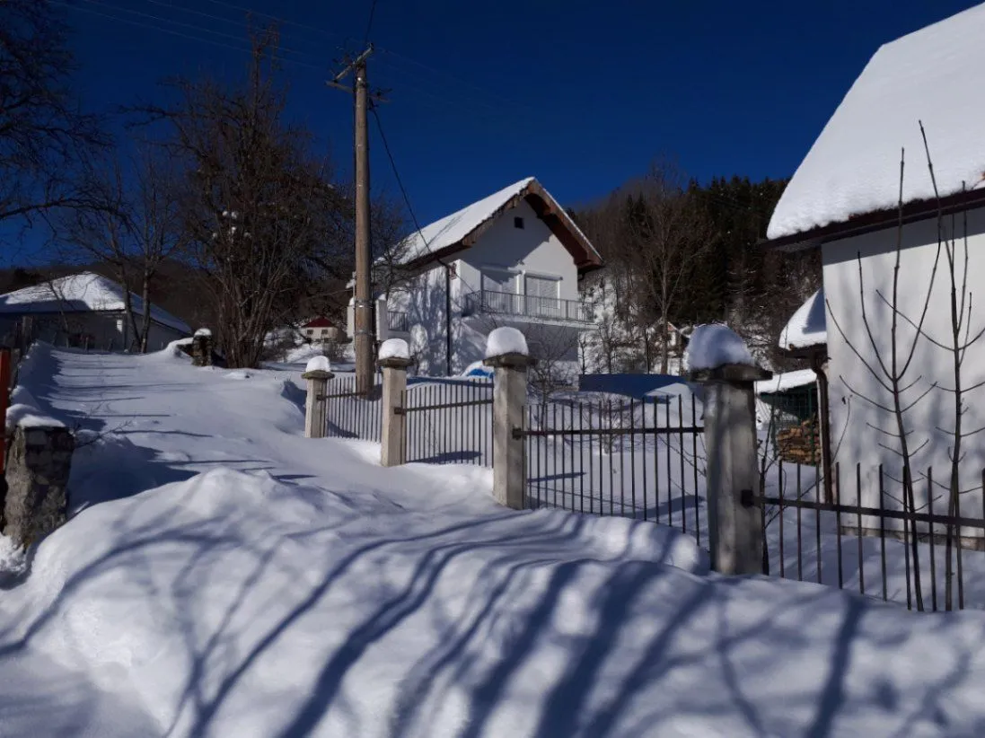 Izdavanje, kuća, 80m², Selišta, Kolašin