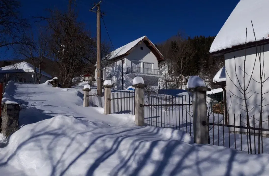 Rent, house, 80m², Selišta, Kolašin