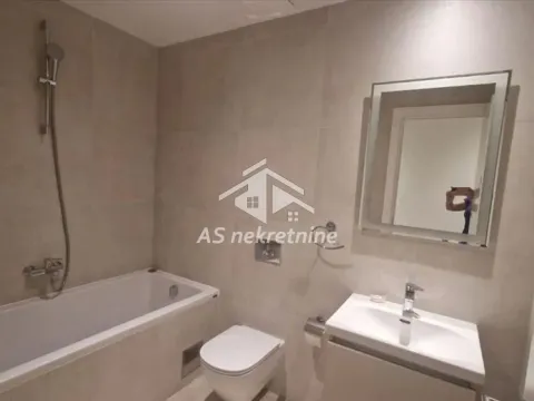 Izdavanje, četvorosoban stan, 112m², Savski Venac, Beograd - image 18