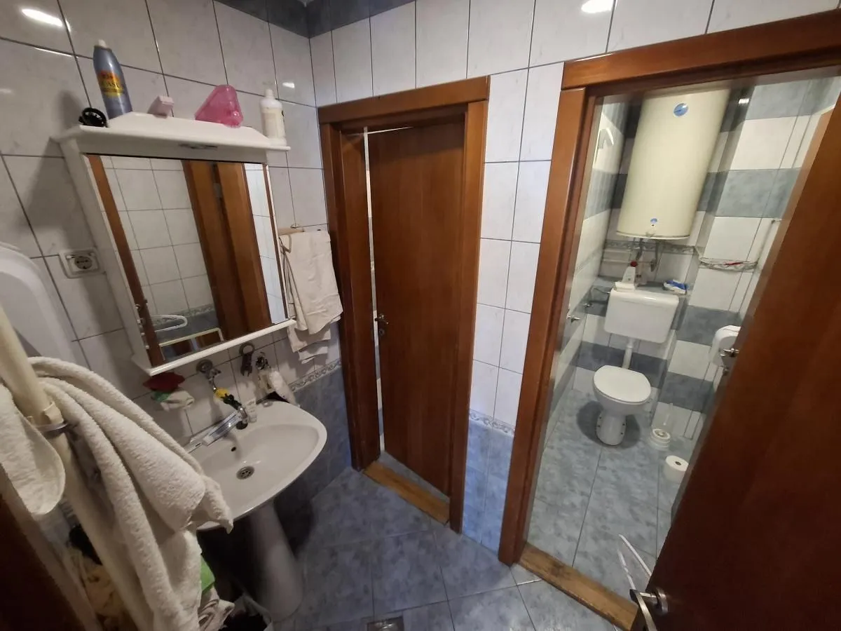 Prodaja, stan, 220m², Centar, Novi Sad