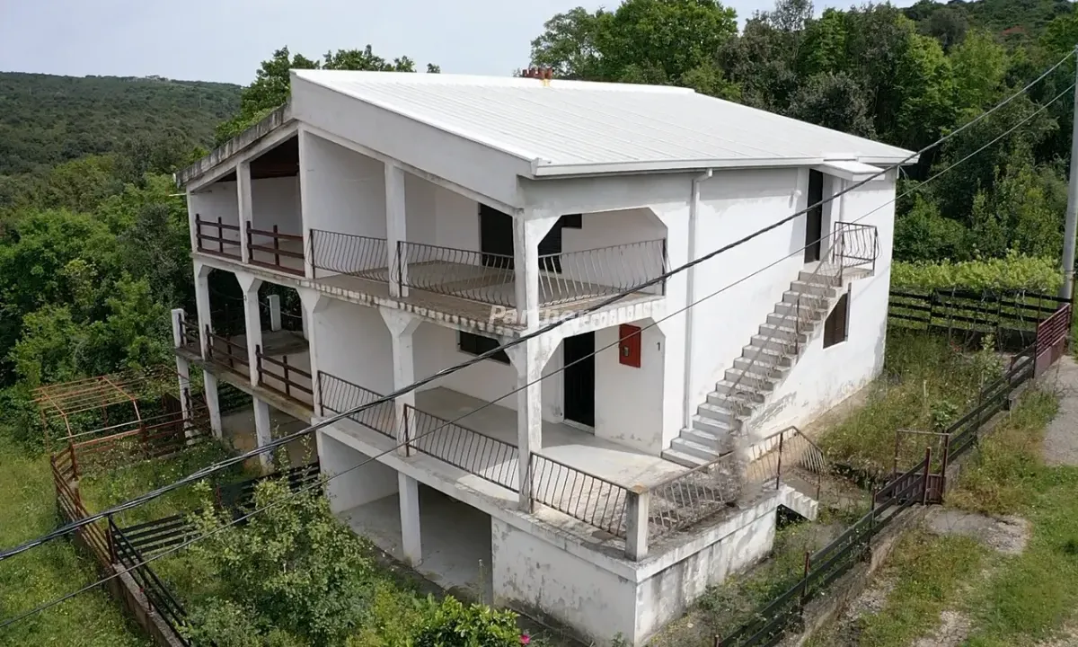 Prodaja, kuća, 100m², Kunje, Bar