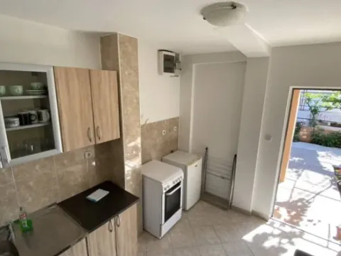 Rent, one bedroom apartment, 40m², Seljanovo, Tivat
