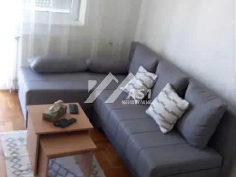 Stan in Bulevar Evrope