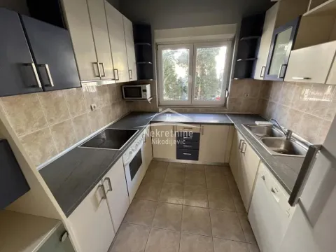 Izdavanje, kuća, 310m², Savski Venac, Beograd - image 15