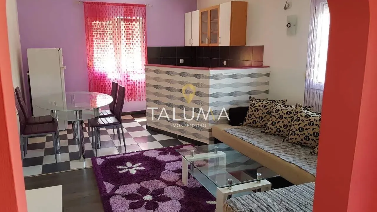 Izdavanje, dvosoban stan, 60m², Donja Gorica, Podgorica