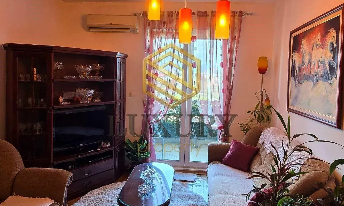 Rent, two bedroom apartment, 55m², Stari Aerodrom, Podgorica