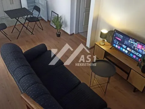 Izdavanje, trosoban stan, 70m², Salajka, Novi Sad Sve Podlokacije - image 2