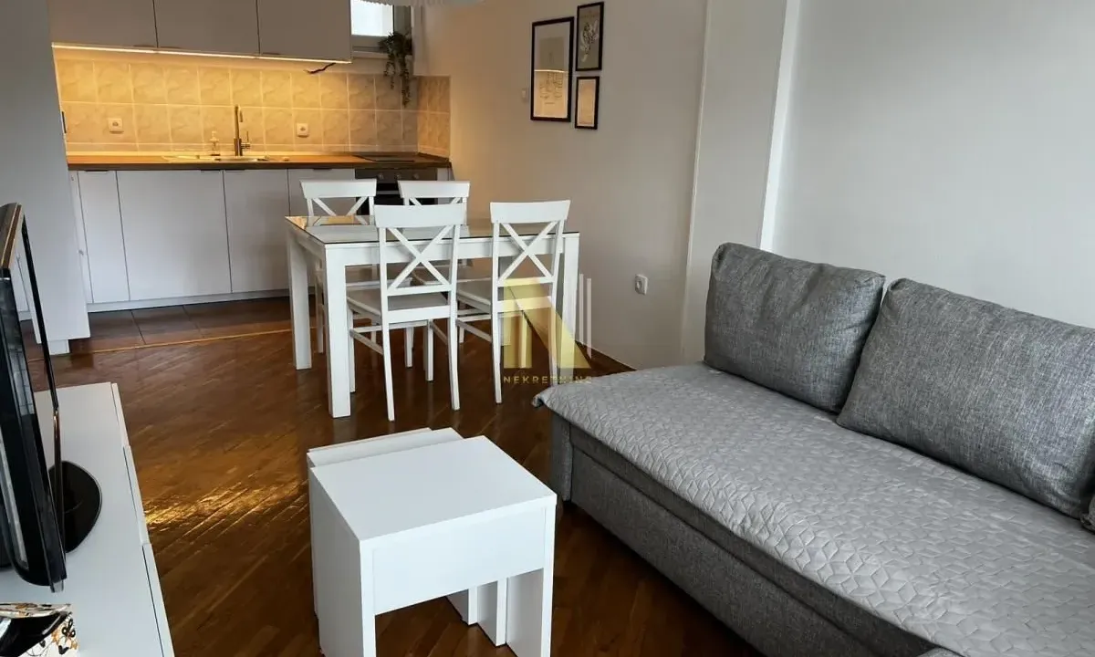 Rent, two bedroom apartment, 44m², Adamovićevo Naselje, Novi Sad Sve Podlokacije