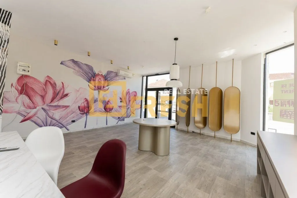 Izdavanje, poslovni prostor, 114m², Dalmatinska ulica, Podgorica