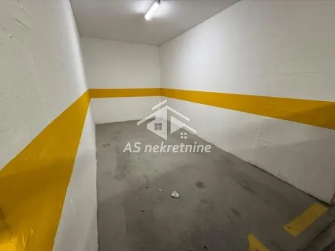 Rent, apartment, 57m², Južni Bulevar, Vračar Sve Podlokacije - image 12