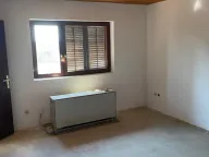 Prodaja, kuća, 94m², Deč, Pećinci - image 10