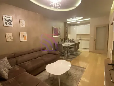 Izdavanje, jednosoban stan, 47m², City Kvart, Podgorica - image 9