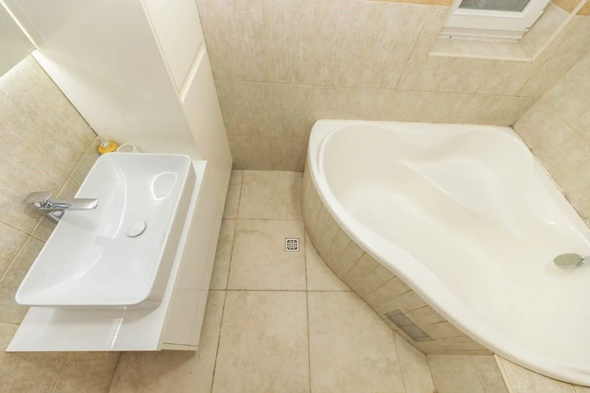 Prodaja, kuća, 300m², Sveti Stasije, Kotor