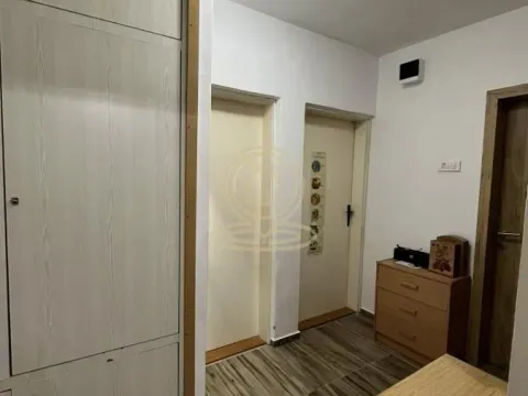 Prodaja, trosoban stan, 106m², Aerodrom, Kragujevac - image 10
