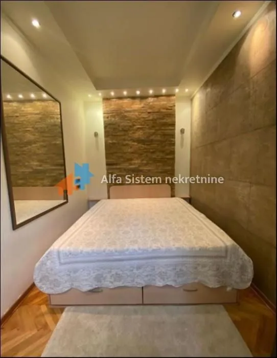 Rent, three bedroom apartment, 75m², Vračar Hram, Vračar Sve Podlokacije