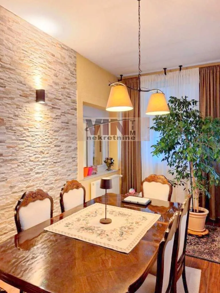 Sale, house, 500m², Jajinci, Voždovac Sve Podlokacije