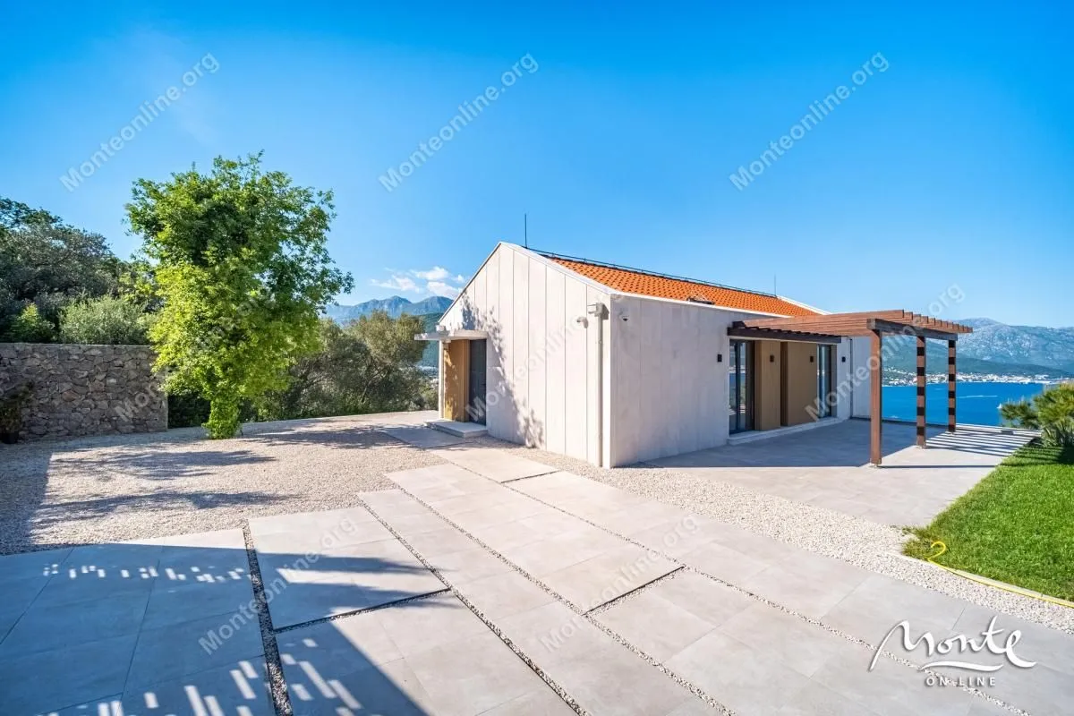 Prodaja, kuća, 173m², Krašići, Tivat