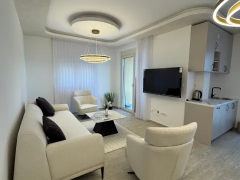 Prodaja, dvosoban stan, 74m², Bečići, Budva - image 2