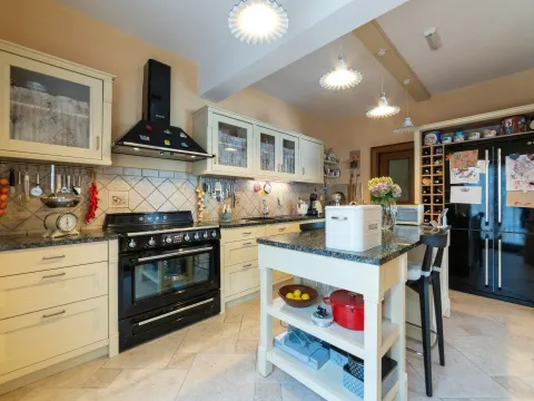 Prodaja, kuća, 507m², Dobrota, Kotor - image 32