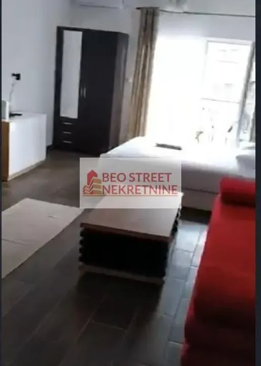 Izdavanje, jednosoban stan, 40m², Čubura, Beograd