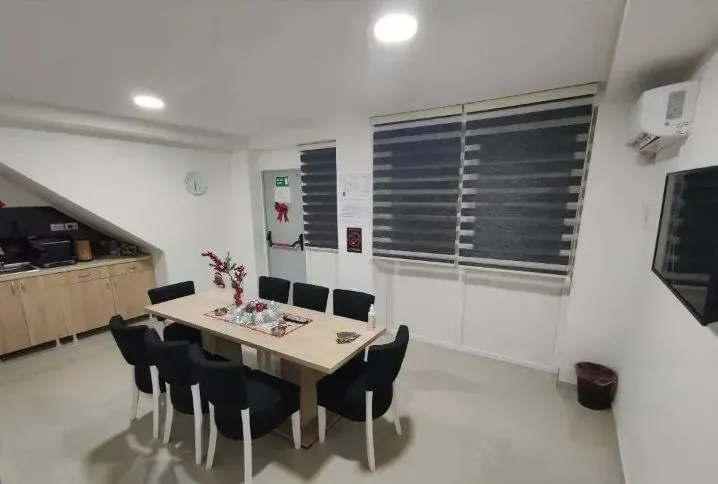 Sale, office space, 250m², Odžaci, Srbija