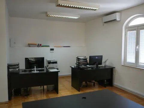 Rent, office space, 160m², Centar, Podgorica - image 3