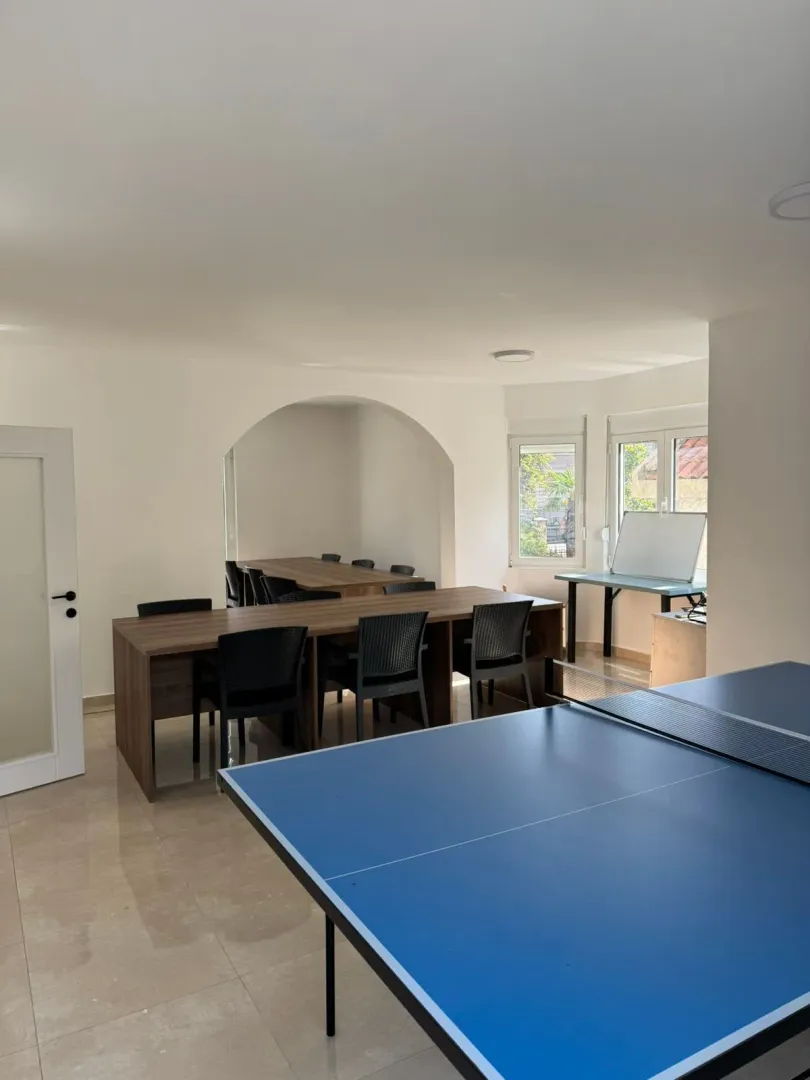 Rent, house, 340m², Stari Aerodrom, Podgorica