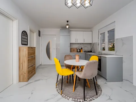 Izdavanje, jednosoban stan, 48m², Šušanj, Bar - image 6