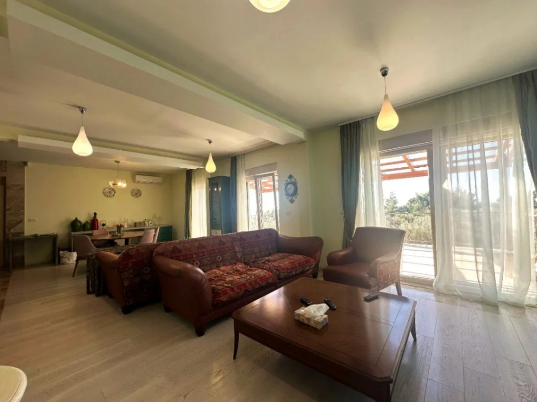 Sale, three bedroom apartment, 210m², Crvena Glavica, Budva