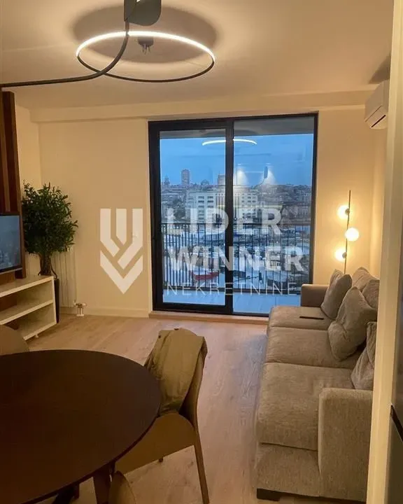 Prodaja, dvosoban stan, 51m², Savski Venac, Beograd