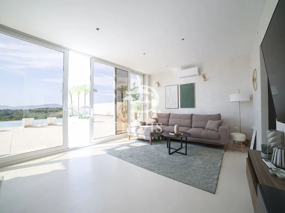 Sale, house, 360m², Mali Požarevac, Sopot